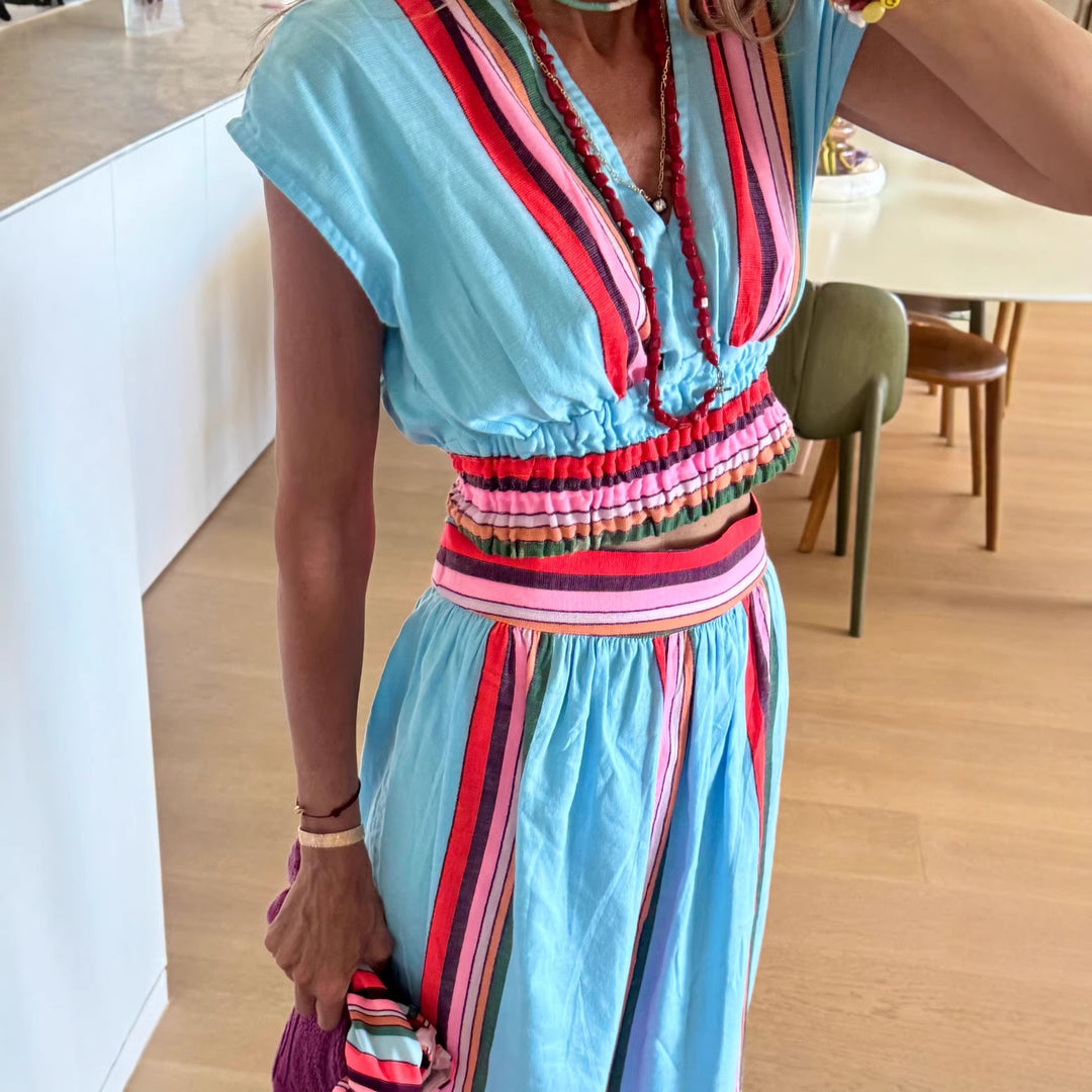 Damer Strand Maxi Klänning med Elastisk Midja och Färgglad Randig Mönster-Eva Jonsson