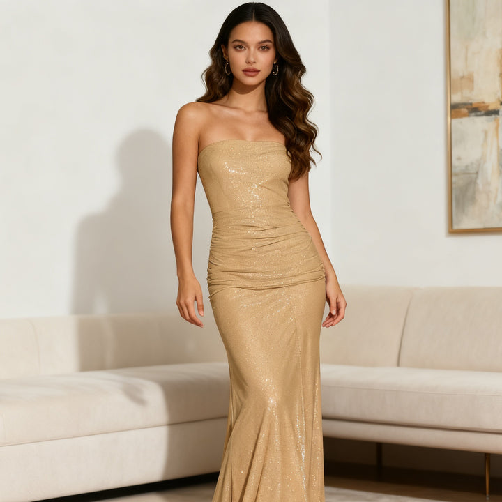 Damer Strapless Glamour Klänning med eleganta sjalar Mirla-Eva Jonsson
