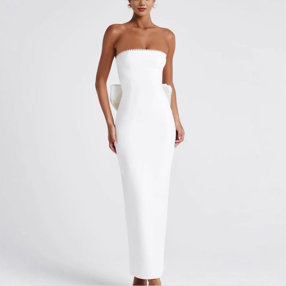 Damer Strapless Maxikjol med raffinerad silhuett och eleganta detaljer Eva Jonsson-Eva Jonsson