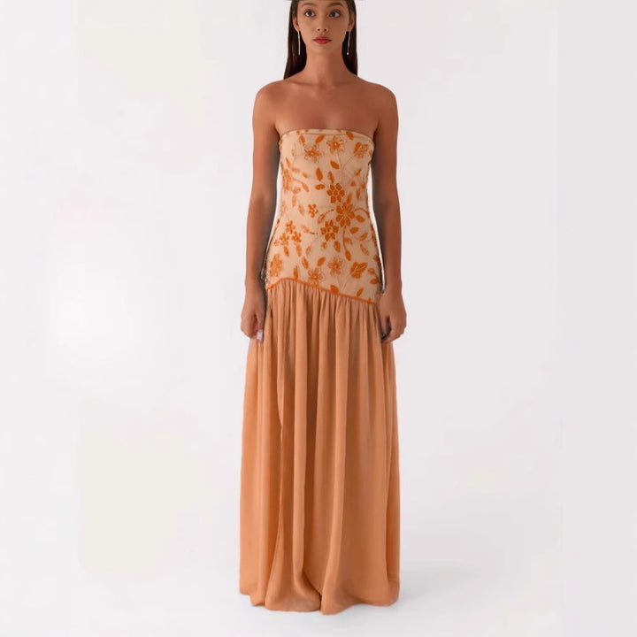 Damer Strapless Maxiklänning med blommiga broderier och voluminös kjol Eva Jonsson-Eva Jonsson