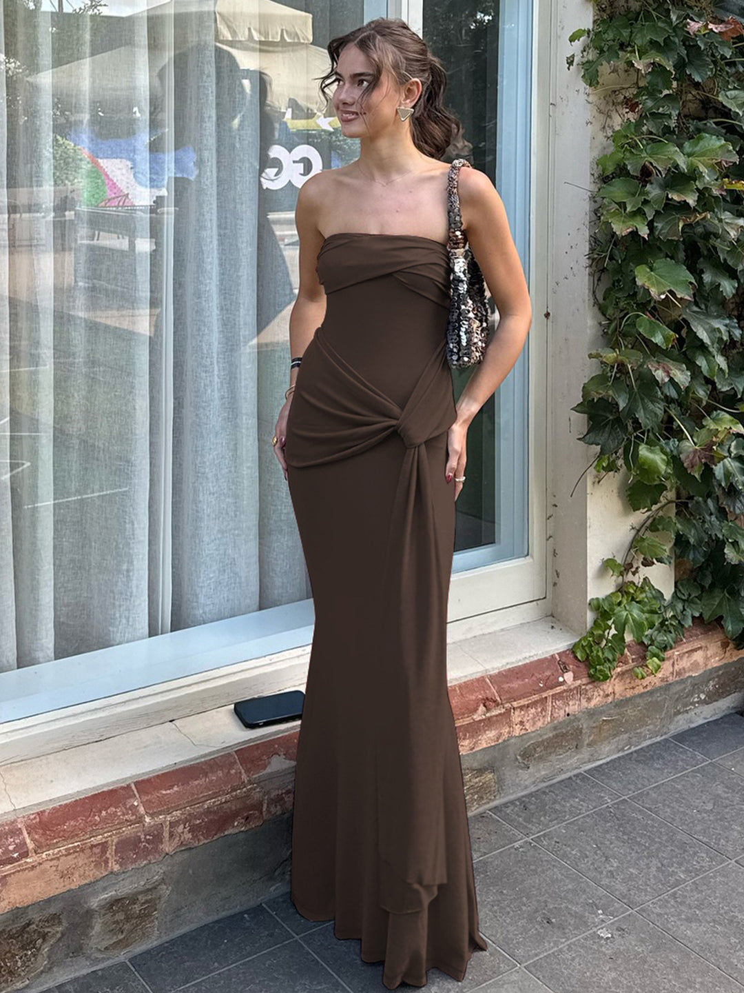 Damer Strapless Maxiklänning med sofistikerad invecklad design Mirla-Eva Jonsson