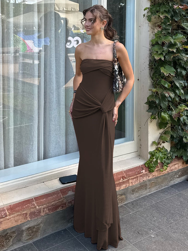 Damer Strapless Maxiklänning med sofistikerad invecklad design Mirla-Eva Jonsson