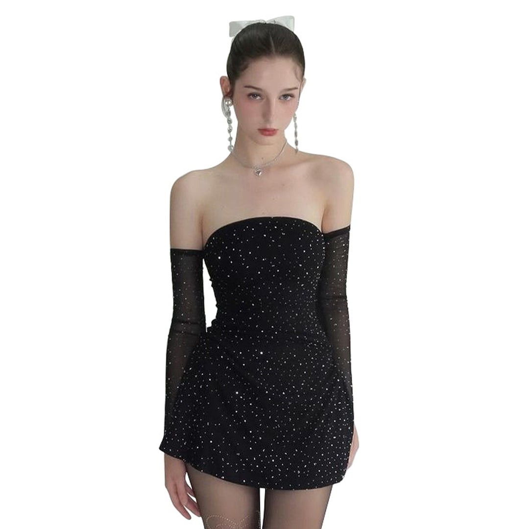 Damer Strapless Miniklänning med glittrande applikationer och transparenta ärmar Mirla-Eva Jonsson