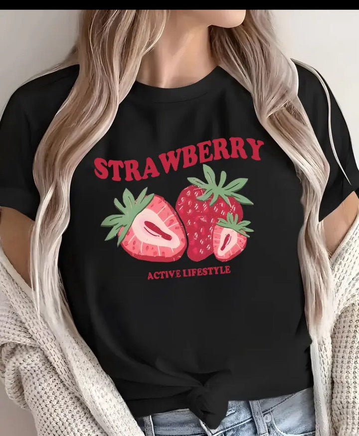 Damer T-shirt med Glad Jordgubbsmotiv och Låss Passform Mirla-Eva Jonsson