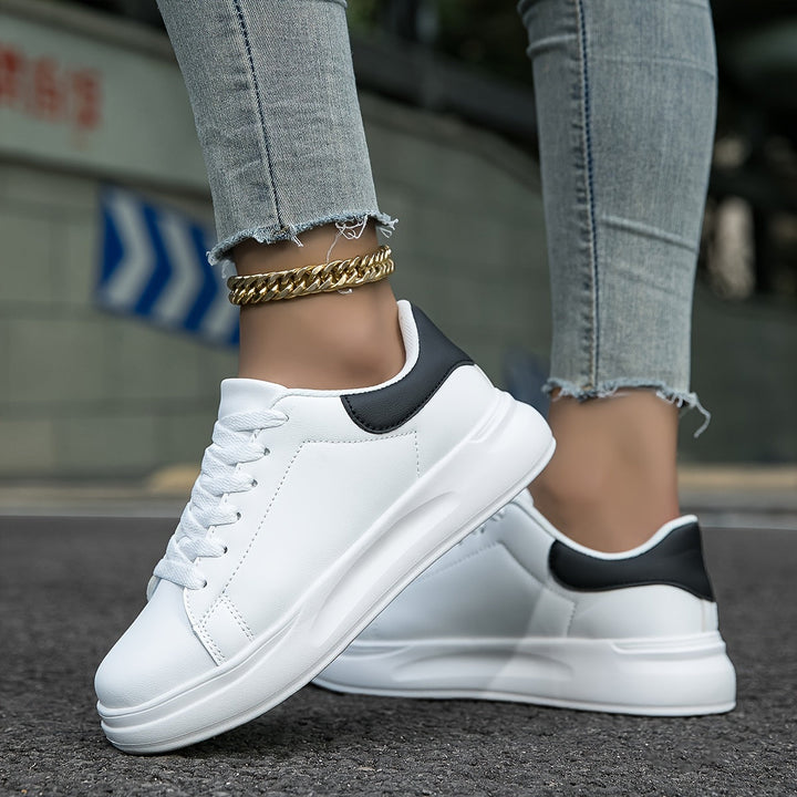 Damer Textil Sneakers med Rent Design & Bekväm Bärkomfort Mirla-Eva Jonsson