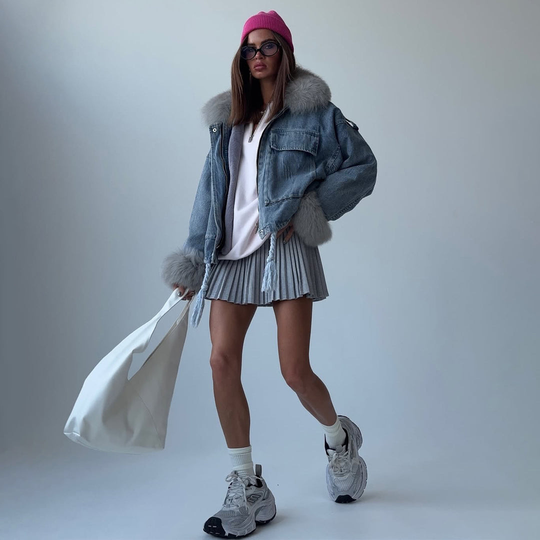 Damer Trendy Denimjacka med Hög Krage och Lös Passform Mirla-Eva Jonsson