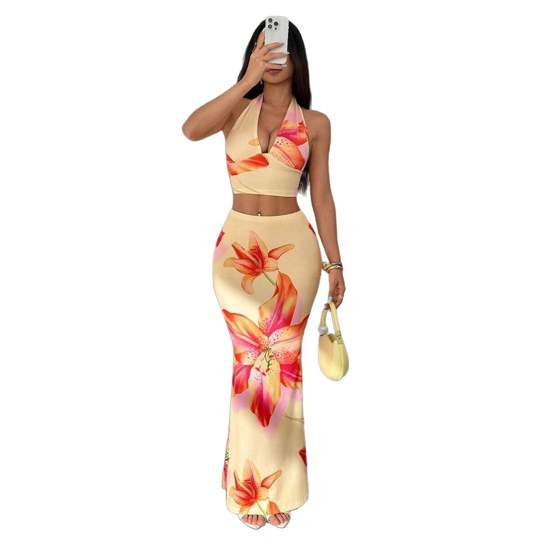 Damer Tvådelad sommaroutfit med blommönster och elegant V-ringning Mirla-Eva Jonsson