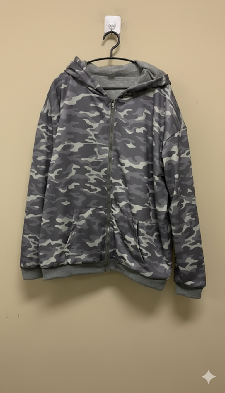 Damer Urban Camo Hoodie med dragkedja och avslappnad passform Mirla-Eva Jonsson