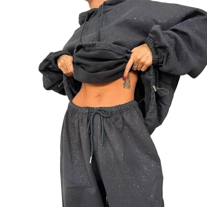 Damer Urban Oversized Sweatdräkt med glittrande accenter Mirla-Eva Jonsson