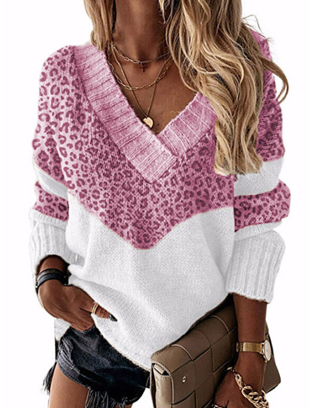 Damer V-hals tröja med leopardmönster Mirla-Eva Jonsson