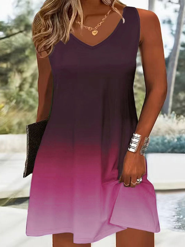 Damer V-ringad sommarklänning med livlig färgövergång och lätt, andningsbart tyg Eva Jonsson-Eva Jonsson