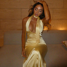 Damer V-ringning Maxiklänning med smala band och sidoflik Eva Jonsson-Eva Jonsson