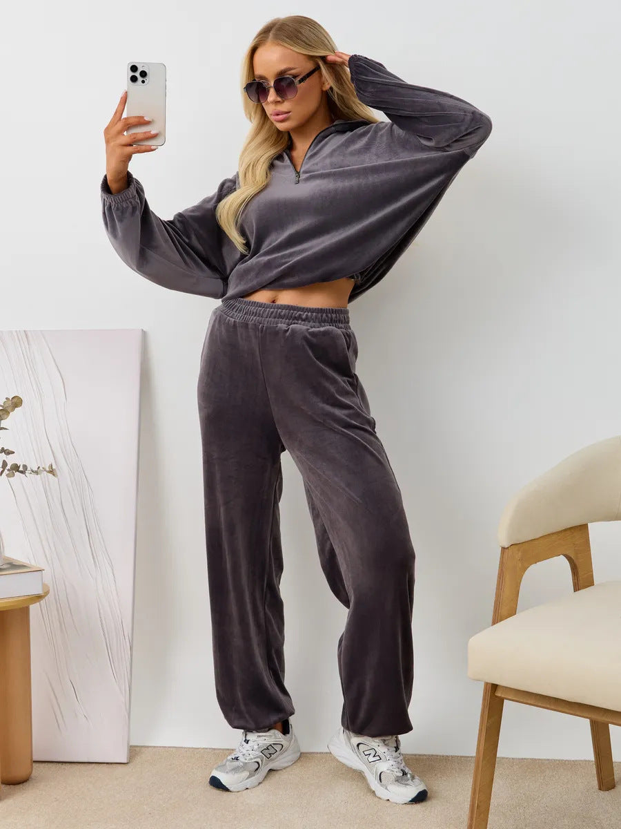 Damer Velour Träningsdräkt med Hög Krage och Elastiska Ärmar Mirla-Eva Jonsson