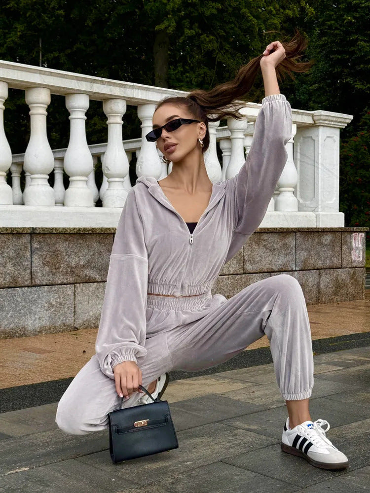Damer Velours Fritidsset med mjuk hoodie och bekväma joggers Mirla-Eva Jonsson