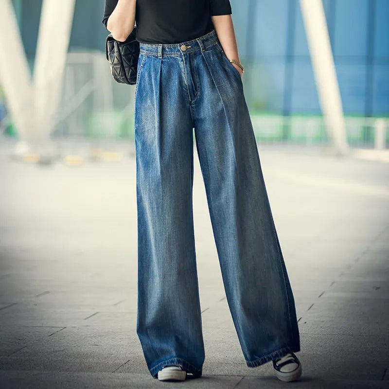 Damer Vida Denimbyxor i avslappnad hög midja-stil Eva Jonsson-Eva Jonsson