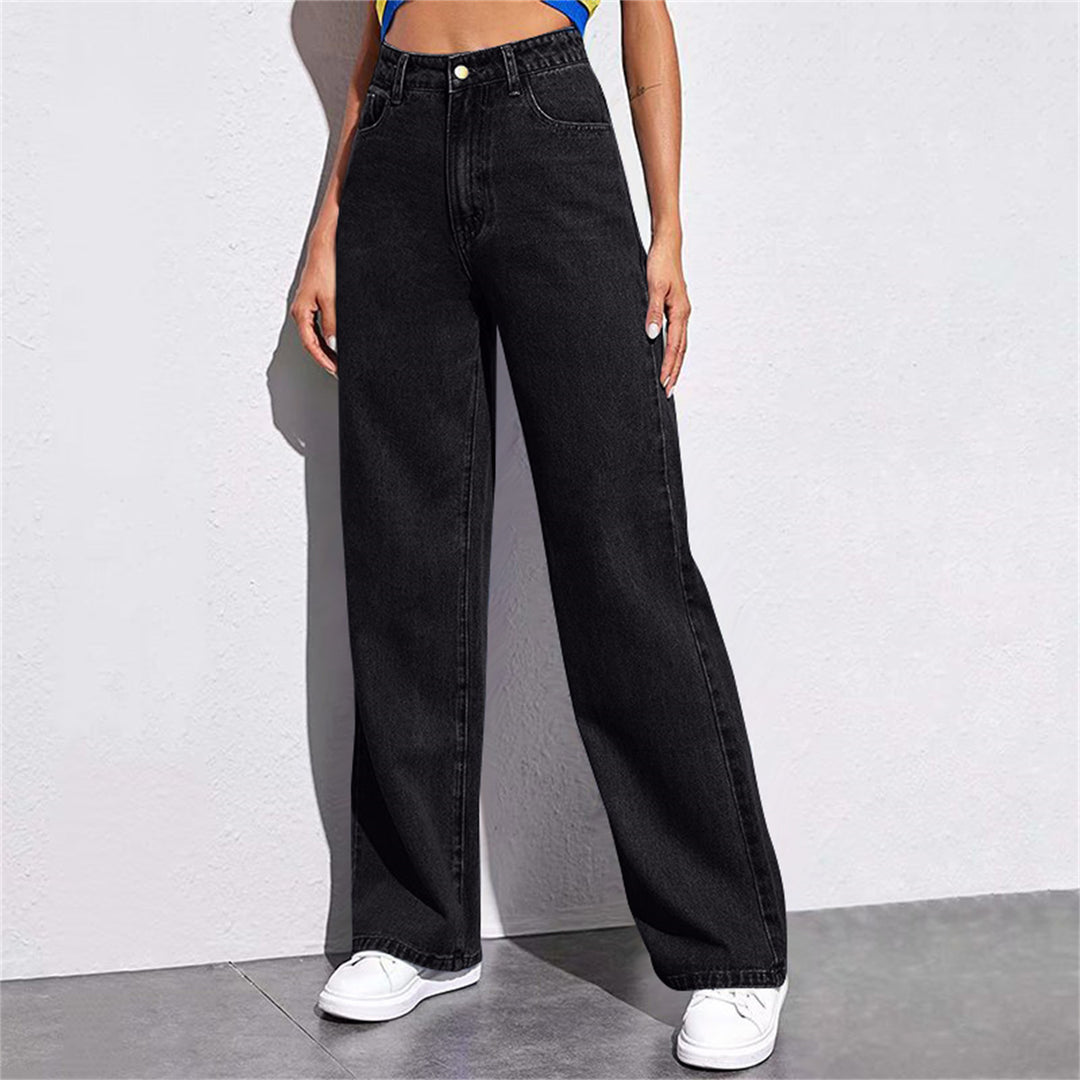 Damer Vida High-Waist Jeans i avslappnad skärning med eleganta detaljer Mirla-Eva Jonsson