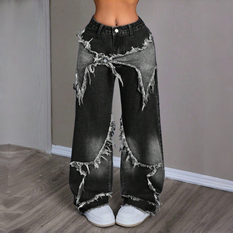 Damer Vida Jeans i modern förstörd stil med fransiga detaljer Mirla-Eva Jonsson