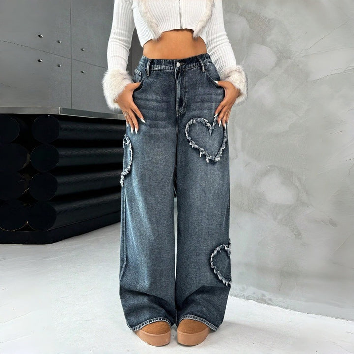Damer Vida Jeans med hjärtbroderi och avslappnad passform Mirla-Eva Jonsson