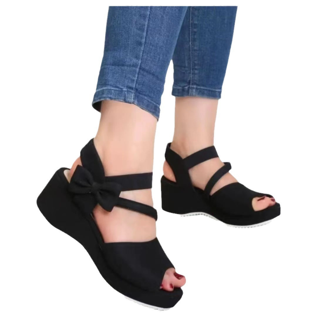 Damer Wedge-sandaler med elegant båtapplikation och halkfri sula Mirla-Eva Jonsson