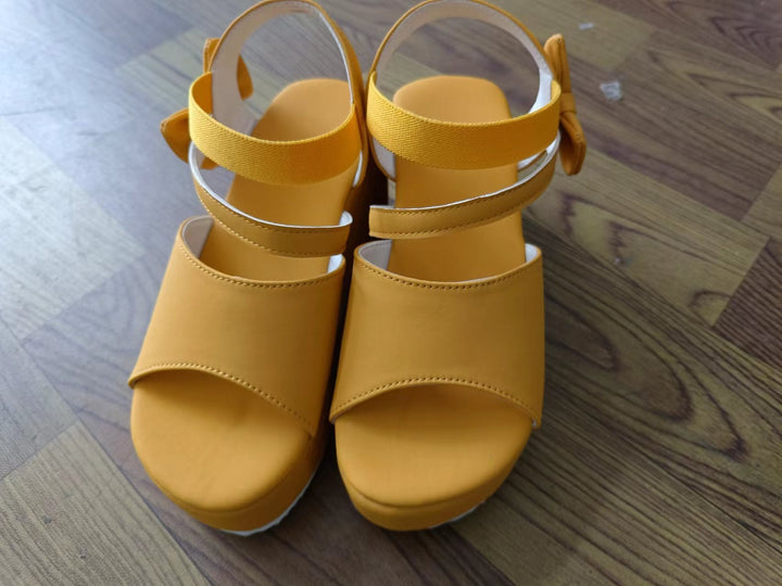 Damer Wedge-sandaler med elegant båtapplikation och halkfri sula Mirla-Eva Jonsson