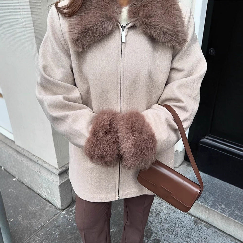 Damer Woolrich-jacka med glamorös pälsdetalj Eva Jonsson-Eva Jonsson