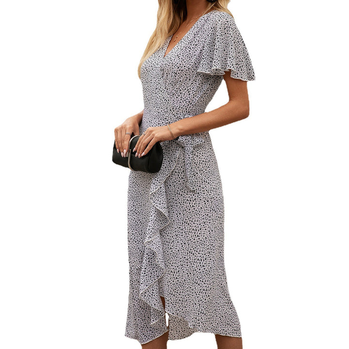 Damer Wrap-klänning med volangdetaljer och elegant silhuett Eva Jonsson-Eva Jonsson