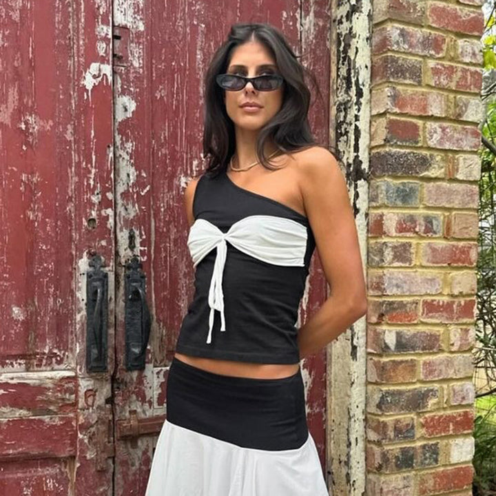 Damer asymmetrisk Crop-top med eleganta inlindningsdetaljer Mirla-Eva Jonsson