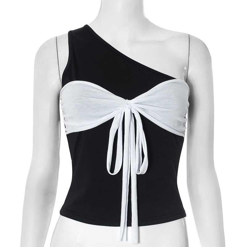 Damer asymmetrisk Crop-top med eleganta inlindningsdetaljer Mirla-Eva Jonsson