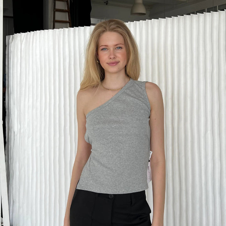 Damer asymmetrisk ribbad topp Eva Jonsson-Eva Jonsson