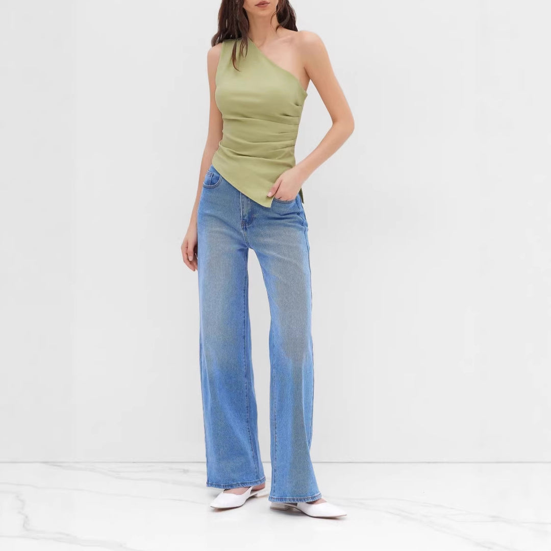 Damer asymmetrisk topp med raffinerad draperingsdesign Mirla-Eva Jonsson