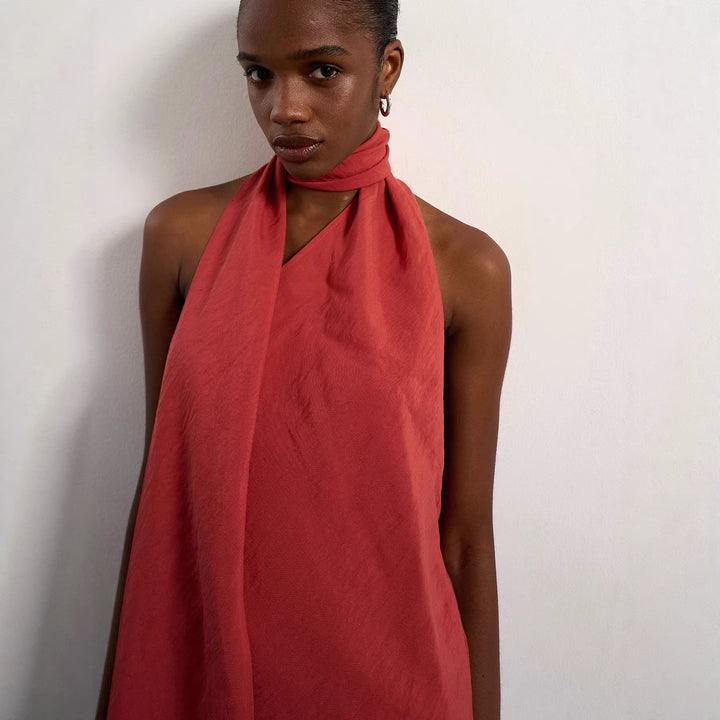Damer asymmetrisk wrap-overdel med elegant scarf Mirla-Eva Jonsson
