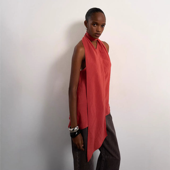 Damer asymmetrisk wrap-overdel med elegant scarf Mirla-Eva Jonsson