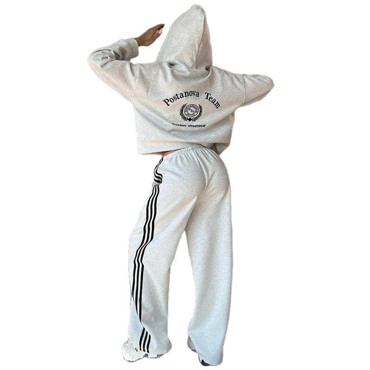 Damer avslappnad Cropped Hoodie med vid Jogger Mirla-Eva Jonsson