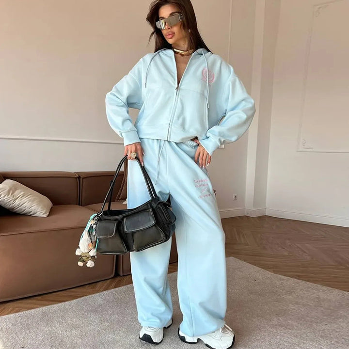 Damer avslappnad Cropped Hoodie med vid Jogger Mirla-Eva Jonsson