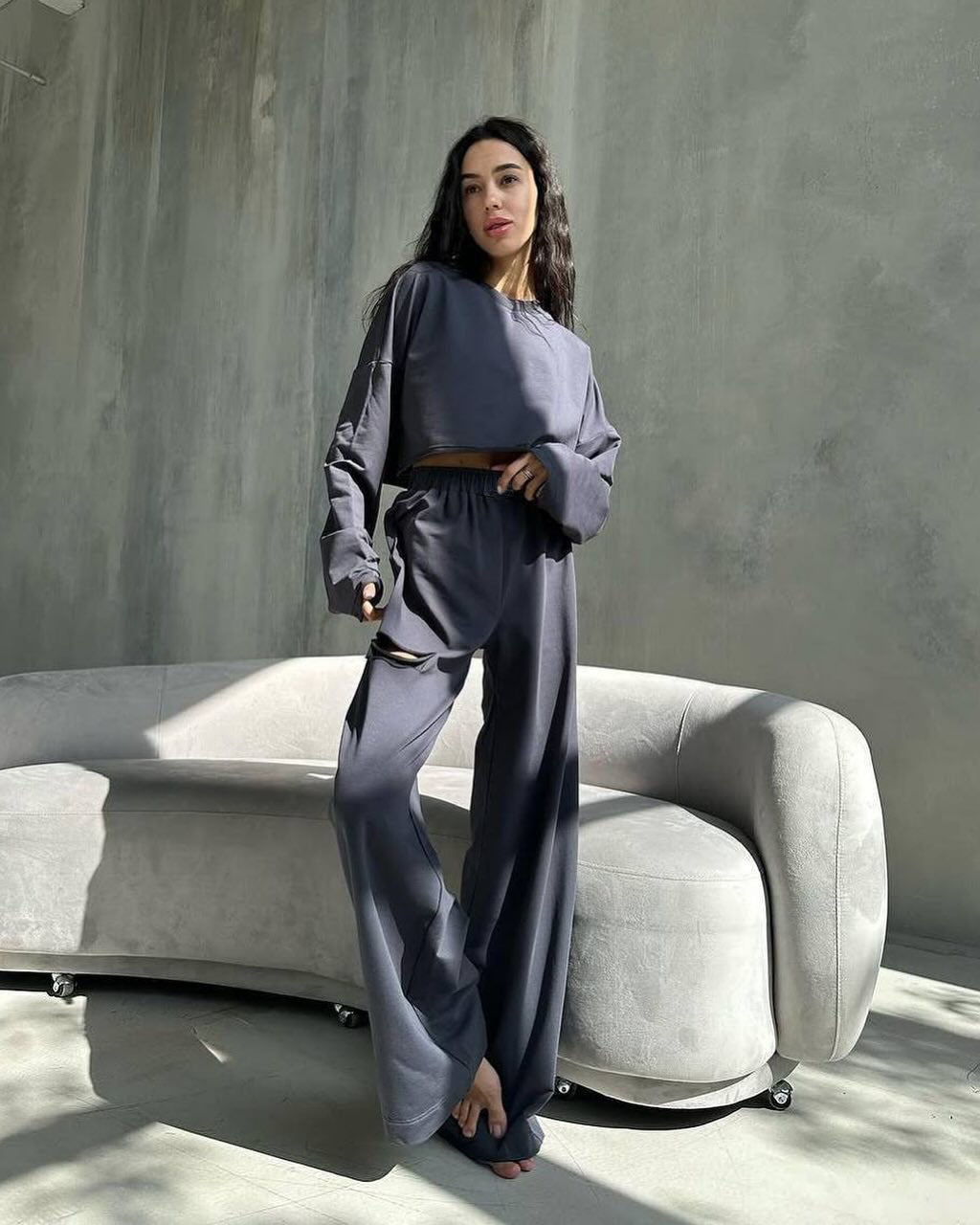 Damer avslappnad Cropped topp och vida fritidsbyxor Mirla-Eva Jonsson