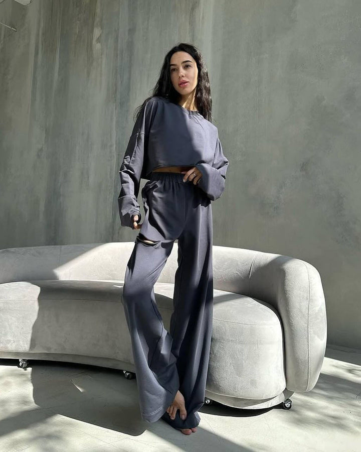 Damer avslappnad Cropped topp och vida fritidsbyxor Mirla-Eva Jonsson