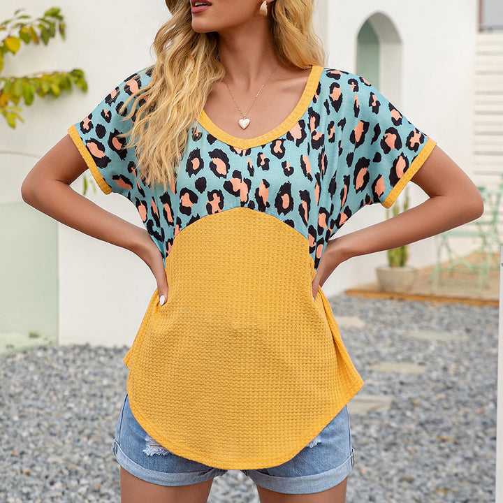 Damer avslappnad T-shirt med leopardmönster och asymmetrisk skärning Eva Jonsson-Eva Jonsson