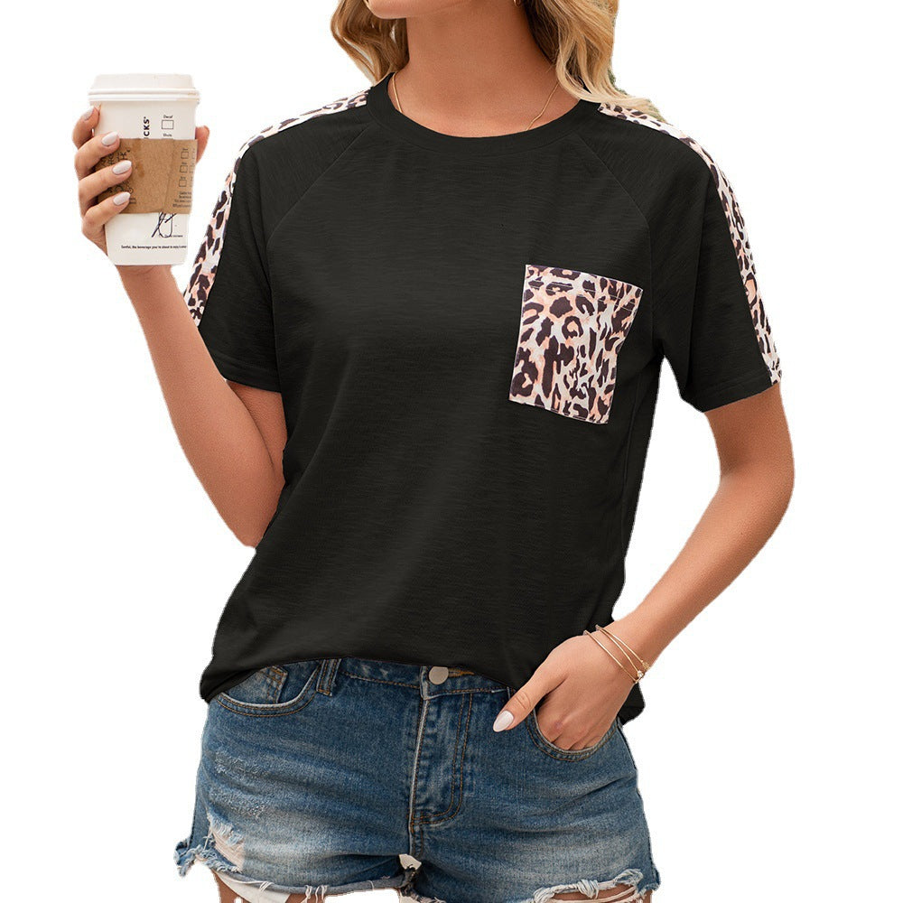Damer avslappnad T-shirt med modernt djurtryck och praktisk bröstfickedesign Eva Jonsson-Eva Jonsson