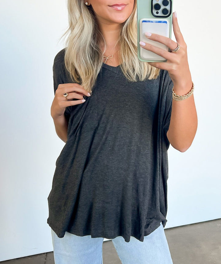 Damer avslappnad V-ringning Oversized T-shirt Mirla-Eva Jonsson