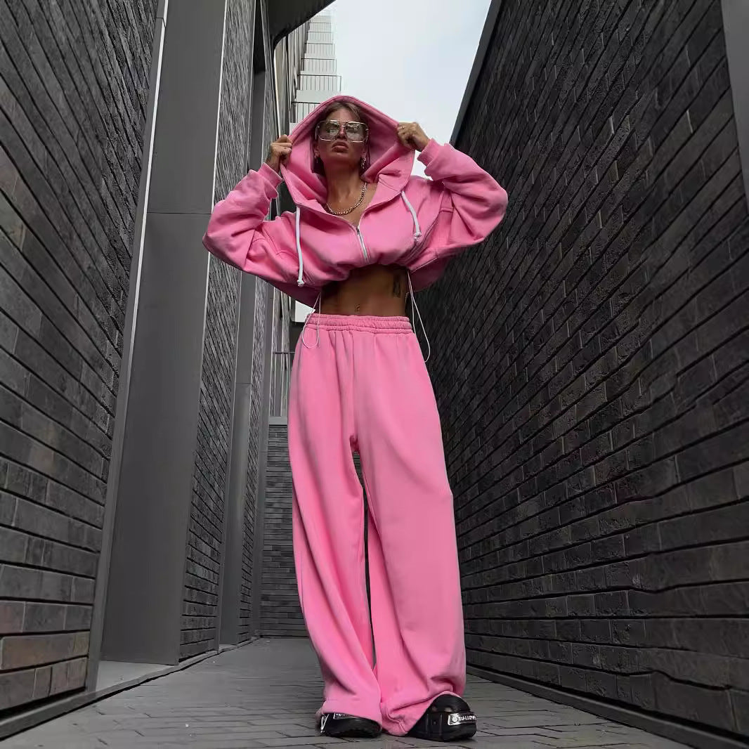 Damer avslappnad cropped sweatshirt med vida byxor Mirla-Eva Jonsson