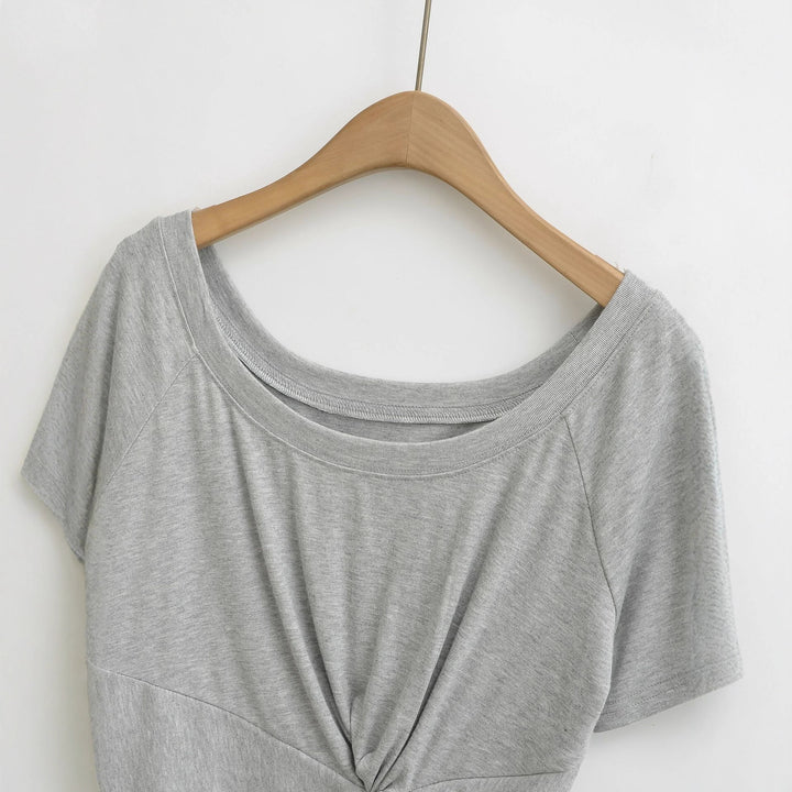 Damer avslappnad cropped topp med knutdetalj Mirla-Eva Jonsson