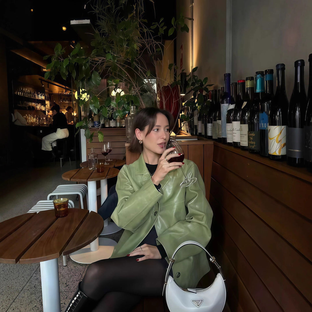 Damer avslappnad, elegant blazerjacka med speciella detaljer Mirla-Eva Jonsson