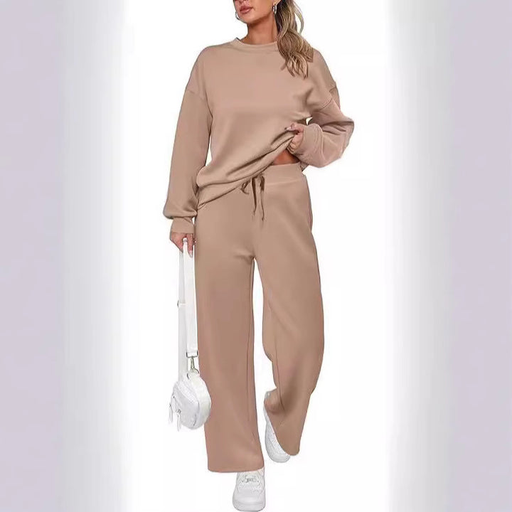 Damer avslappnad fritidsdräkt med elegant snitt Mirla-Eva Jonsson