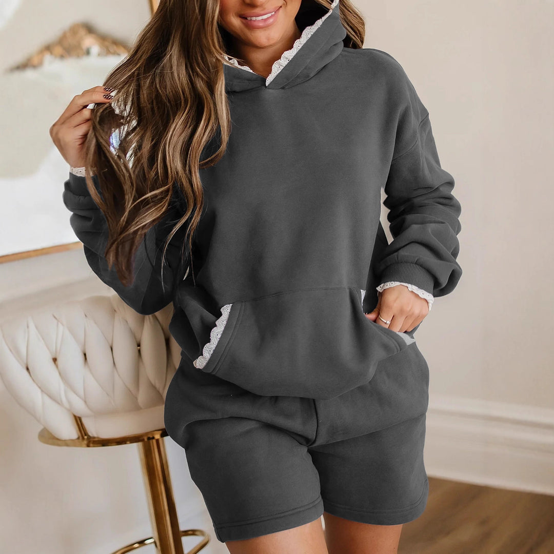 Damer avslappnad hooded blus med spetsdetaljer Mirla-Eva Jonsson