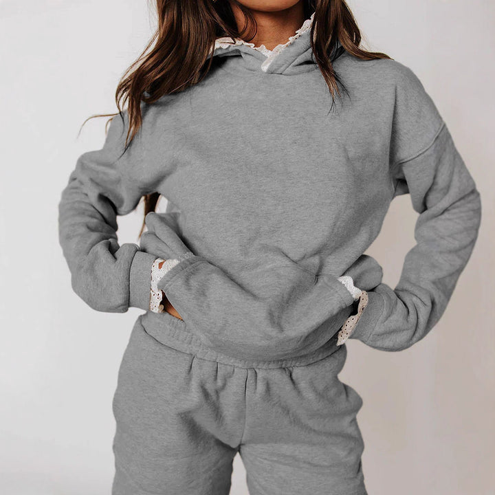 Damer avslappnad hooded blus med spetsdetaljer Mirla-Eva Jonsson