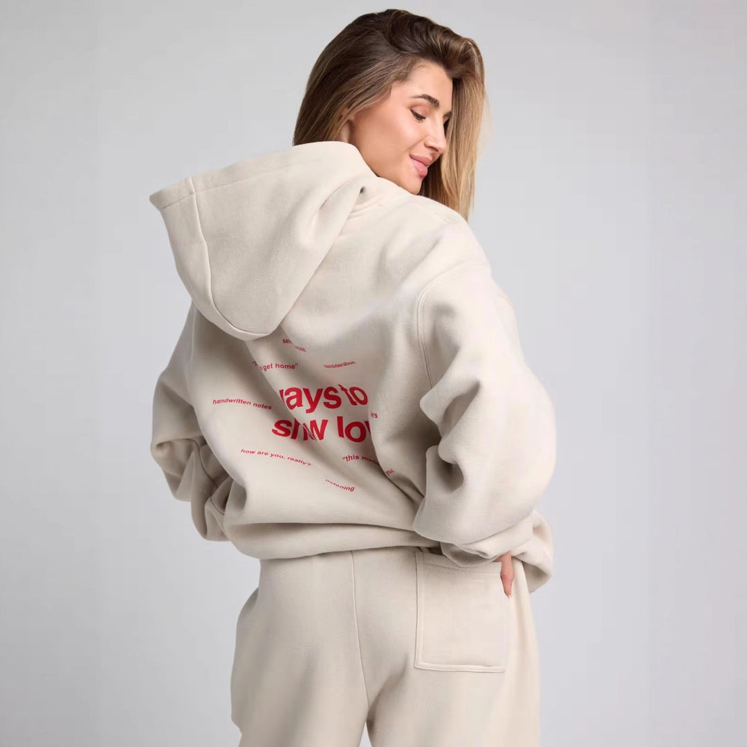 Damer avslappnad hoodie med lös passform och känguruficka Mirla-Eva Jonsson
