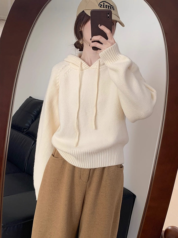 Damer avslappnad hoodie med raglanärmar och mjukt material Mirla-Eva Jonsson