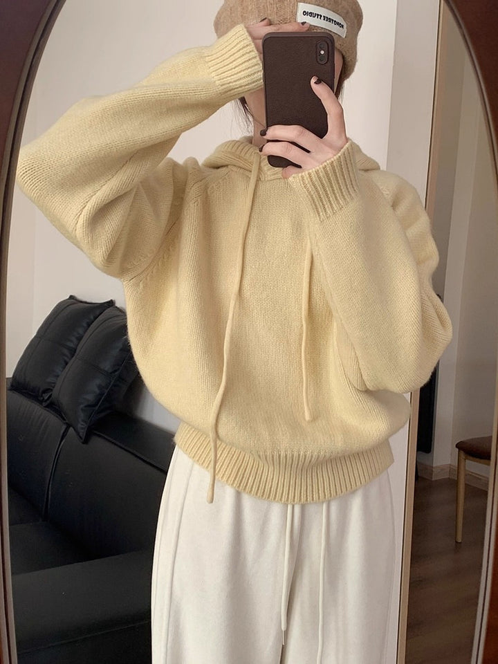 Damer avslappnad hoodie med raglanärmar och mjukt material Mirla-Eva Jonsson