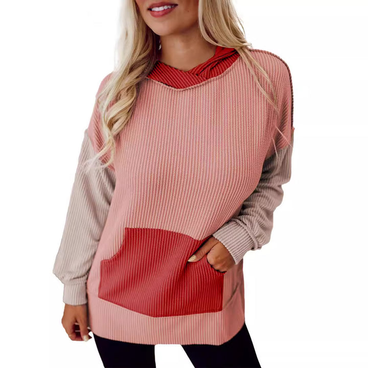Damer avslappnad hoodie med strukturerad design och praktiska fickor Eva Jonsson-Eva Jonsson