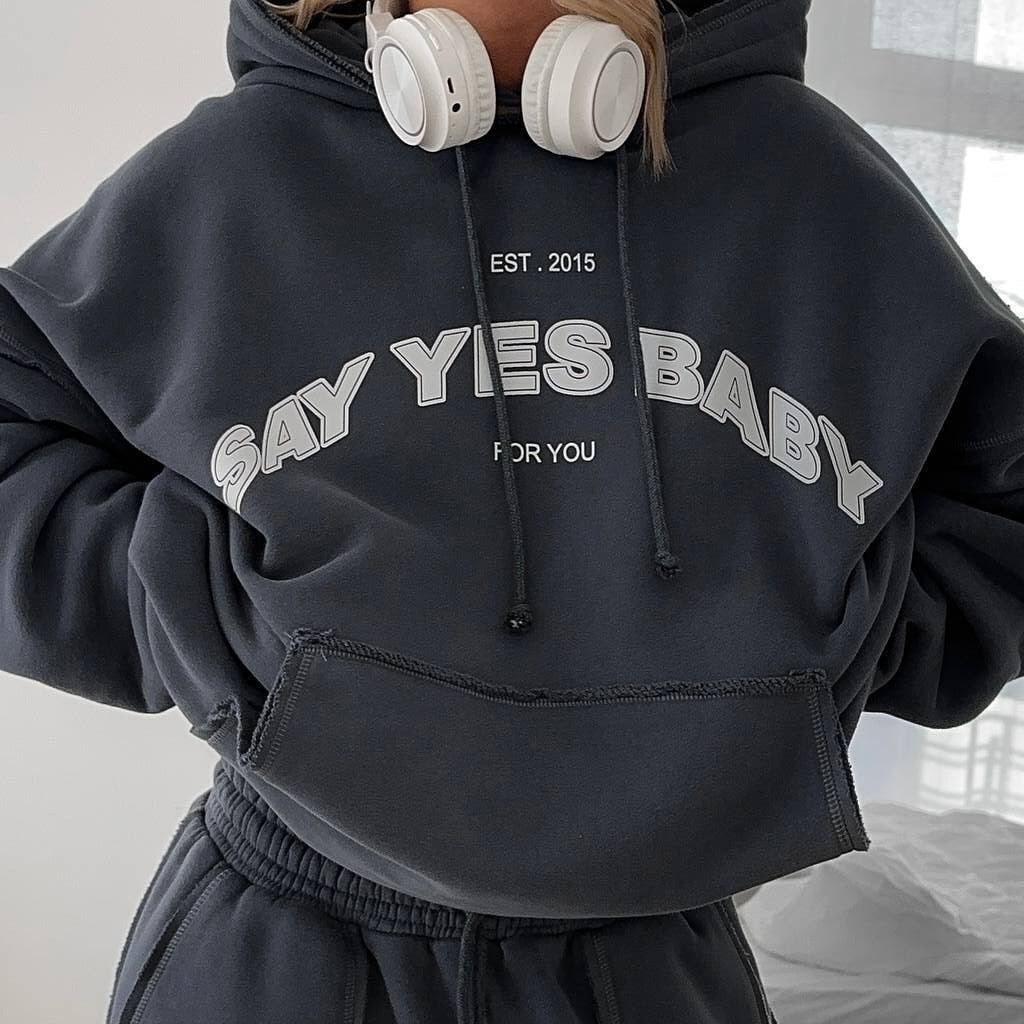 Damer avslappnad hoodie- och cargo-byxor-set Mirla-Eva Jonsson
